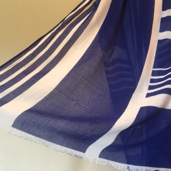 Express Blue and White Raw Edge Scarf - Picture 7 of 7